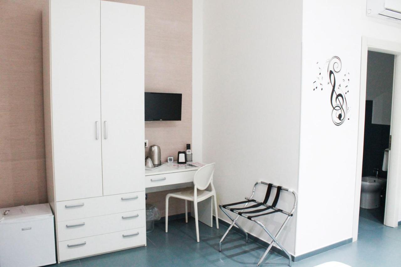 Mascalzone Latino Luxury 2* Napoli
